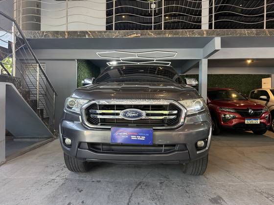 FORD RANGER 3.2 XLT 4X4 CD 20V DIESEL 4P AUTOMÁTICO FORD RANGER 3.2 XLT 4X4 CD 20V DIESEL 4P AUTOMÁTICO